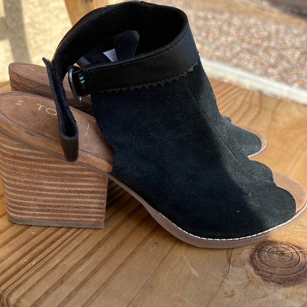 Toms booties